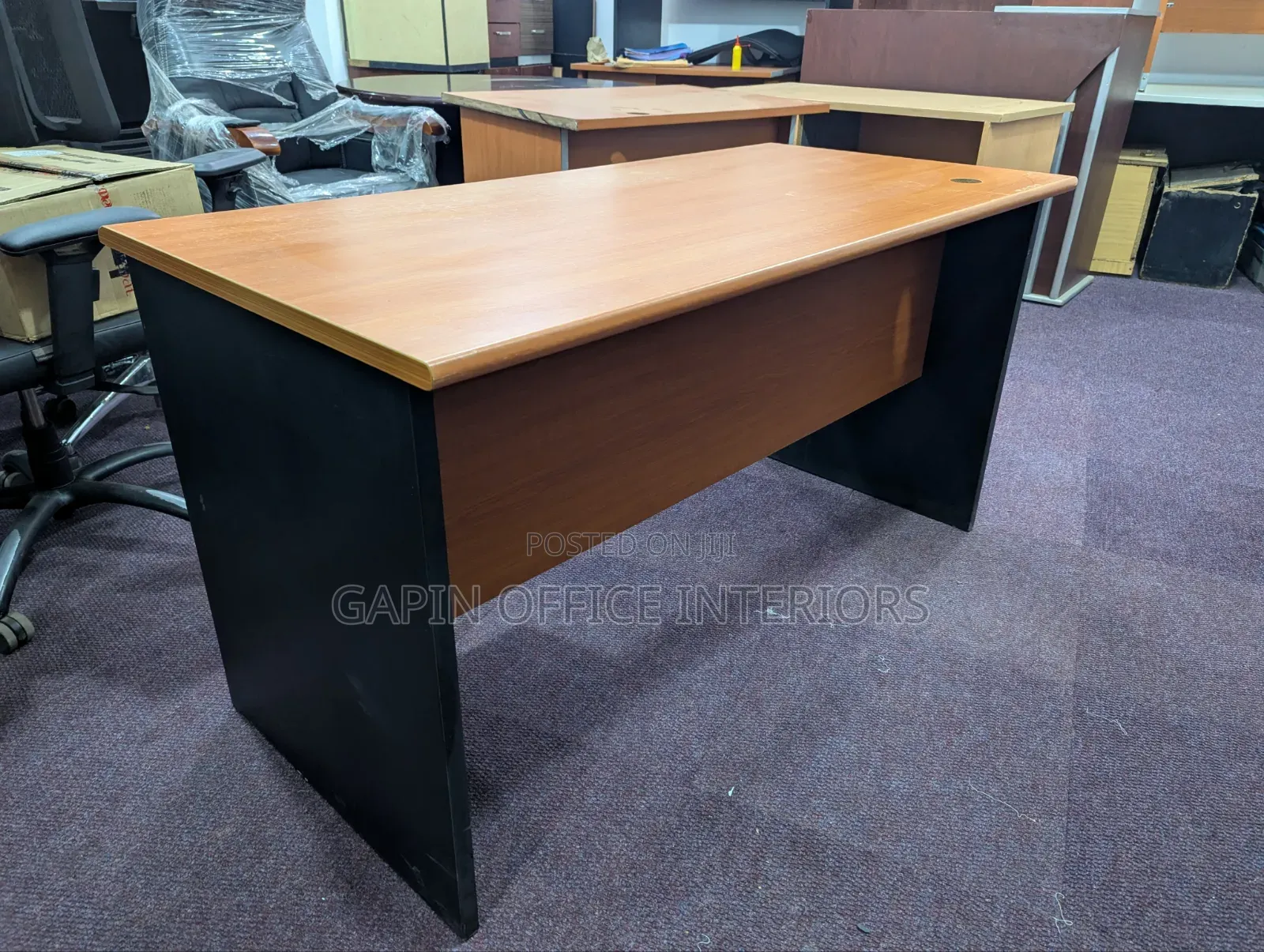 Office Table// Desk for Sale , 140cm With Fixed Drawers