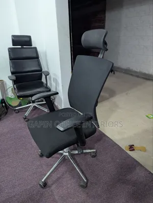 Headrest Office Chair Readily Available for Sale, Adjustable.