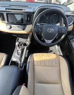 Toyota RAV4 2018 White