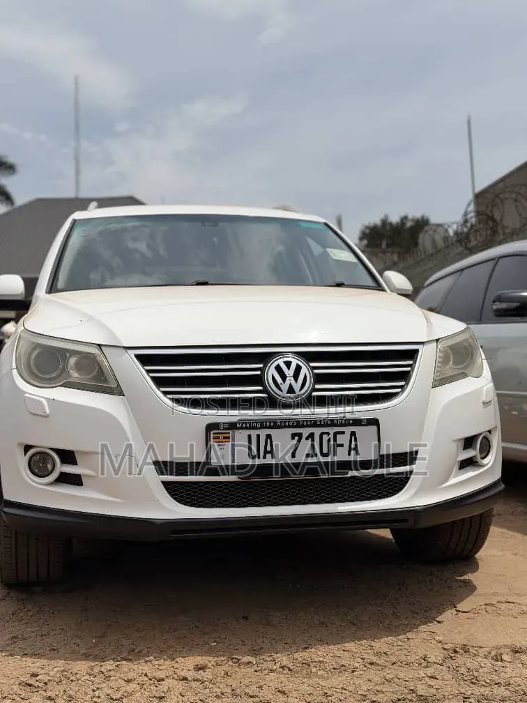 Volkswagen Tiguan 2012 White
