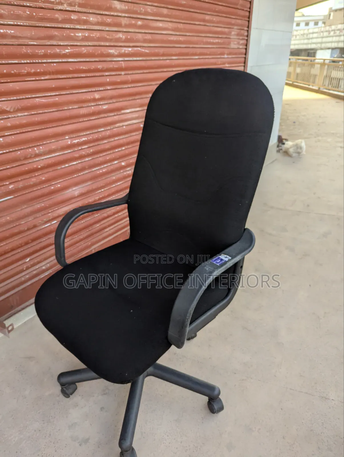 Second Hand Long Back Chair, Fabric, Cheap Offer