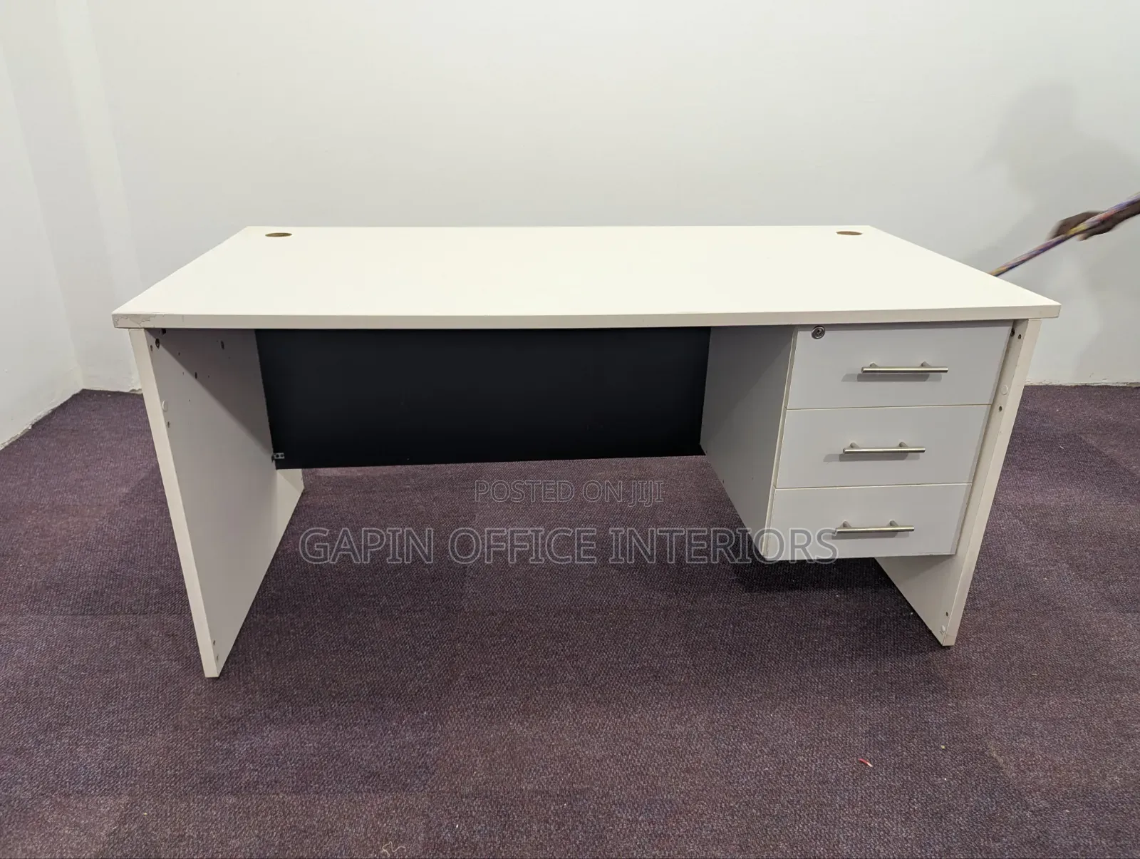 Office Furniture//Second Hand White- Black Office Table 160cm