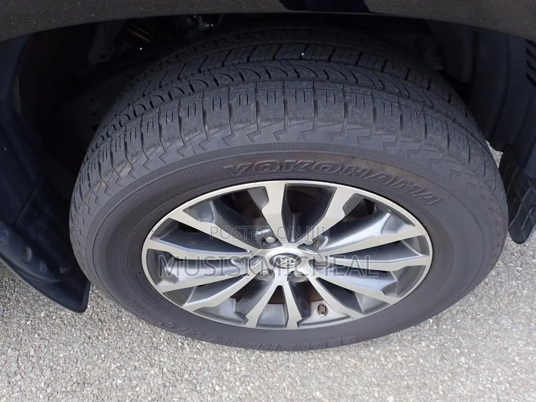 Toyota Land Cruiser Prado 2.8 2018 Black