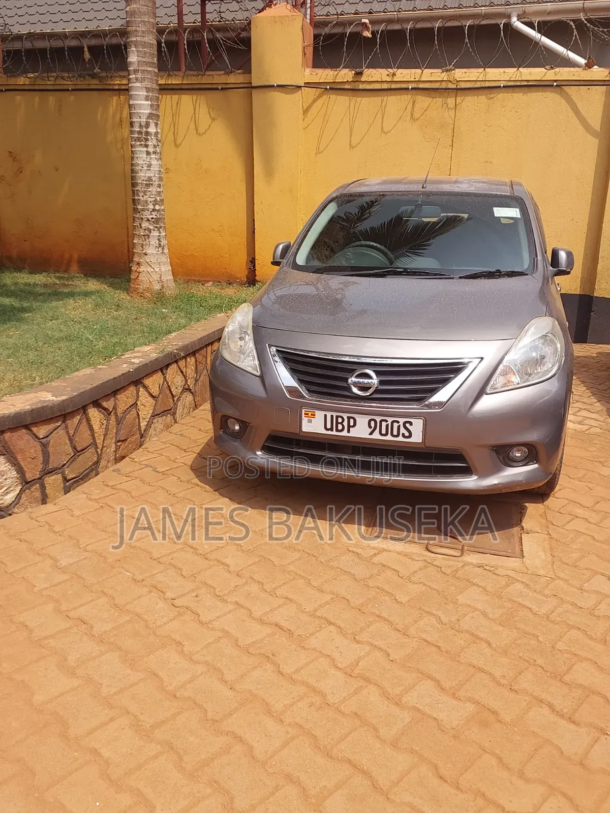 Nissan Latio 1.2 2012 Gray