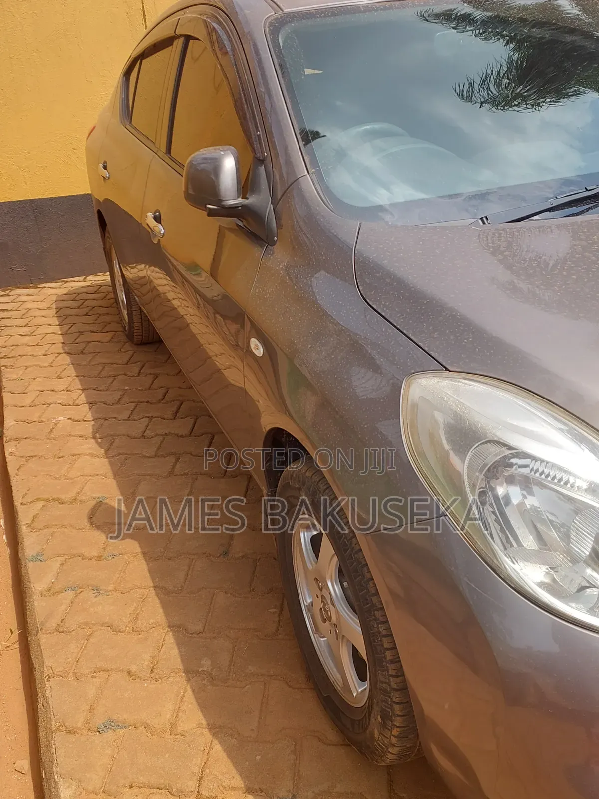 Nissan Latio 1.2 2012 Gray