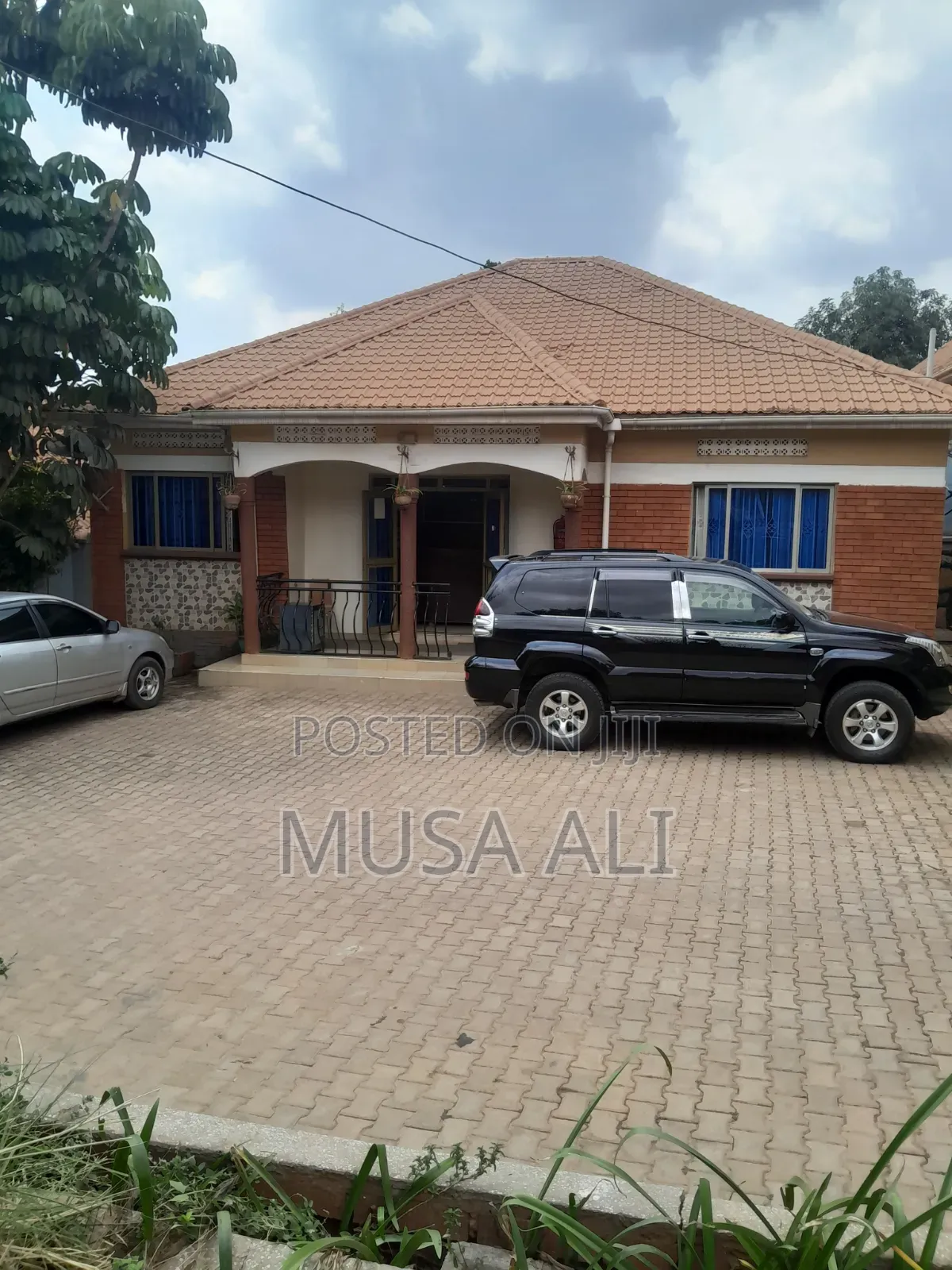 Furnished 12bdrm House in Bunamwaya, Makindye for rent
