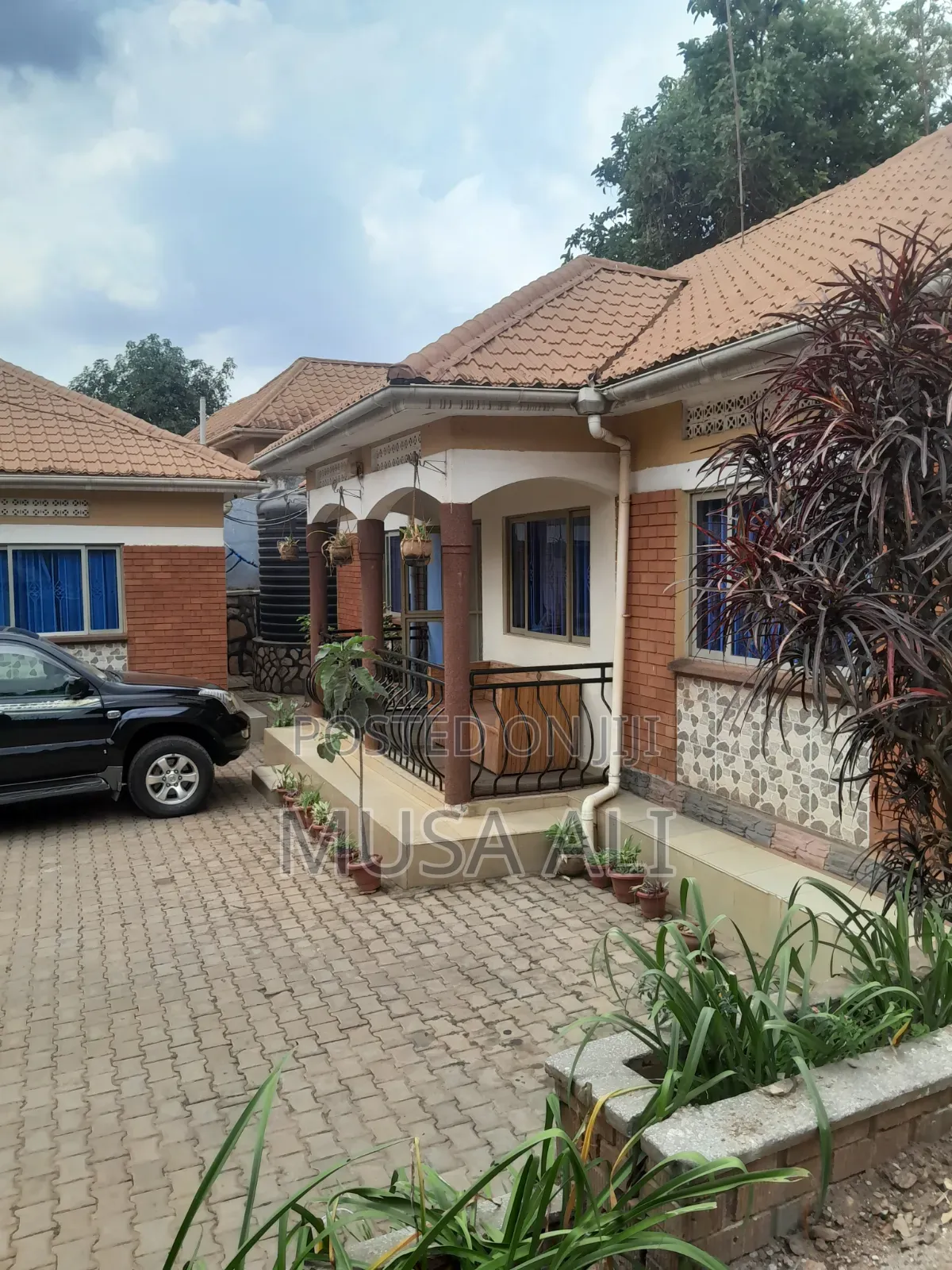Furnished 12bdrm House in Bunamwaya, Makindye for rent