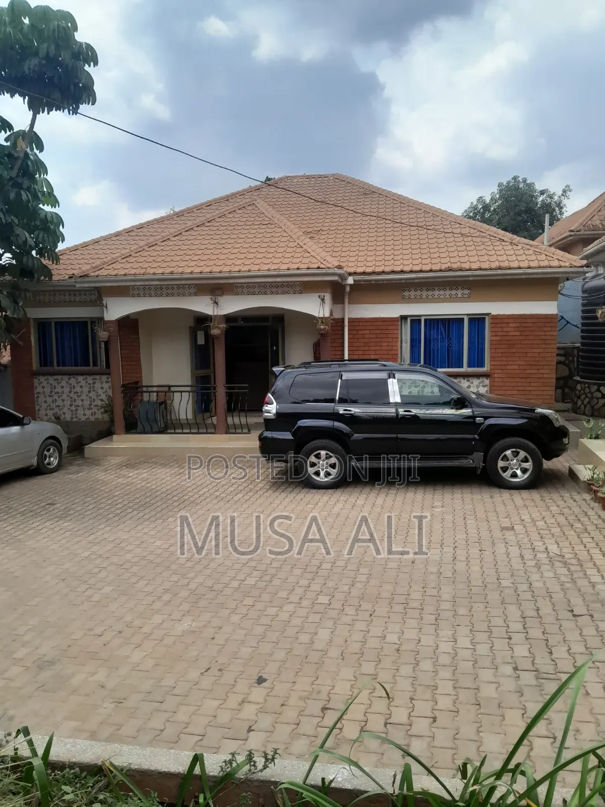 Furnished 12bdrm House in Bunamwaya, Makindye for rent