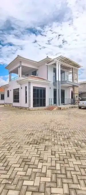 4bdrm Duplex in Nsambya, Central Division for rent