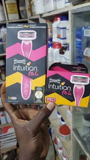 Wilkinson Sword Intuition Tab Shaver