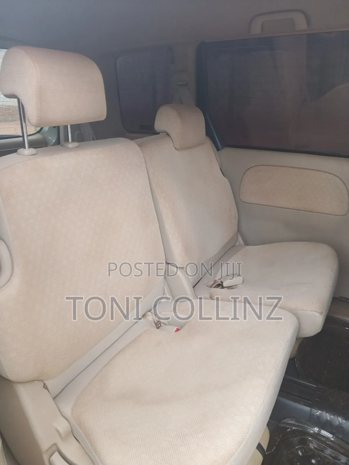 Toyota Sienta 2012 Green
