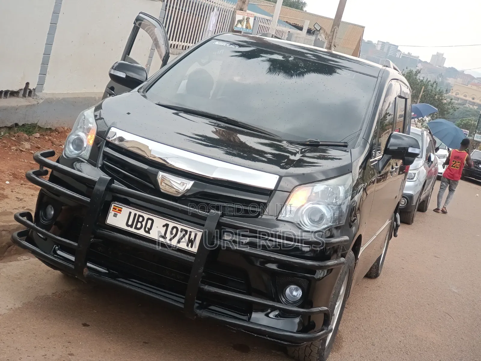 Toyota Noah 2010 Black