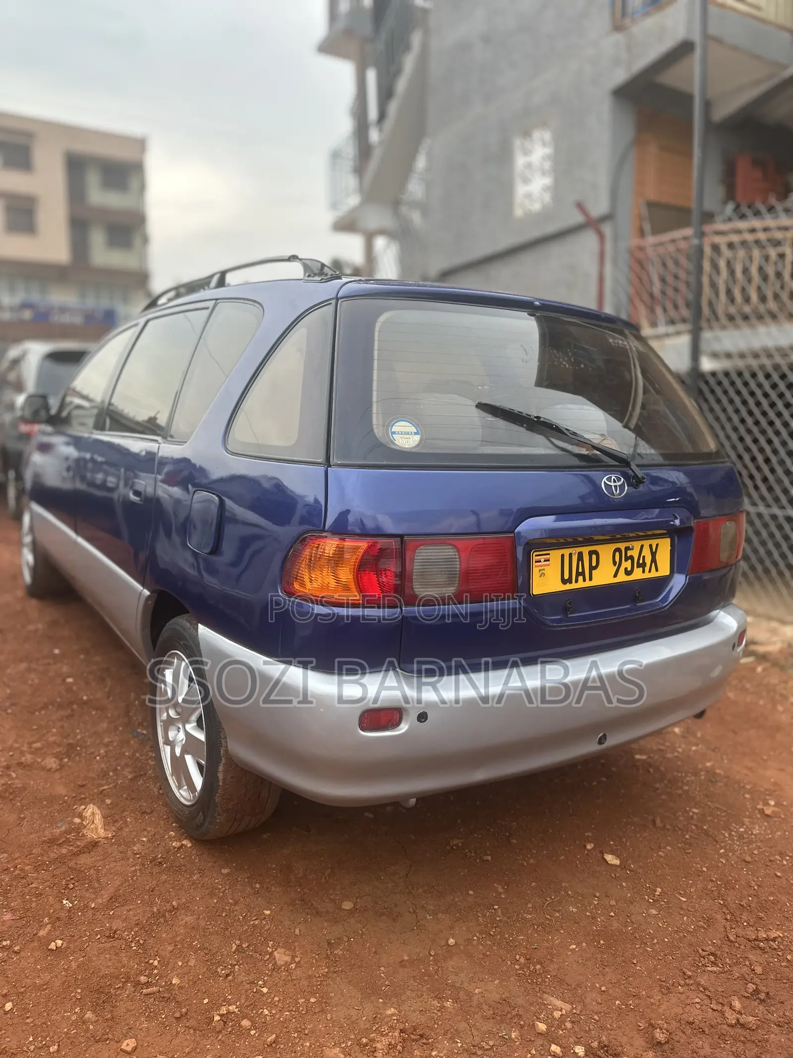 Toyota Ipsum 1998 Blue