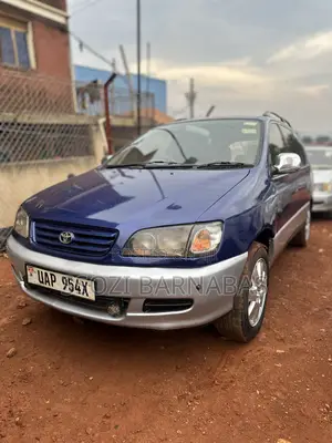 Toyota Ipsum 1998 Blue