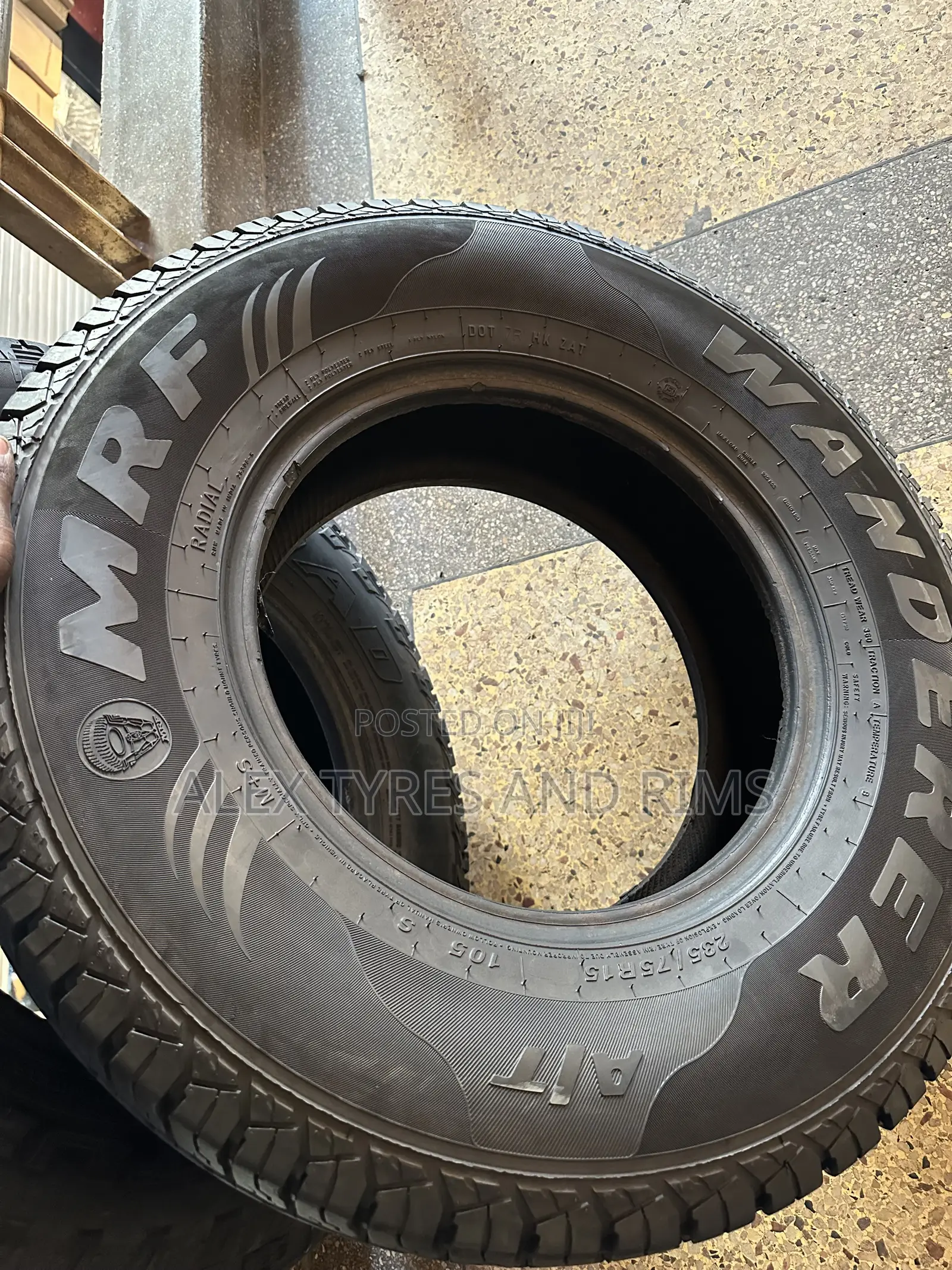 235/75r15 MRF Tyre Very Good Condition