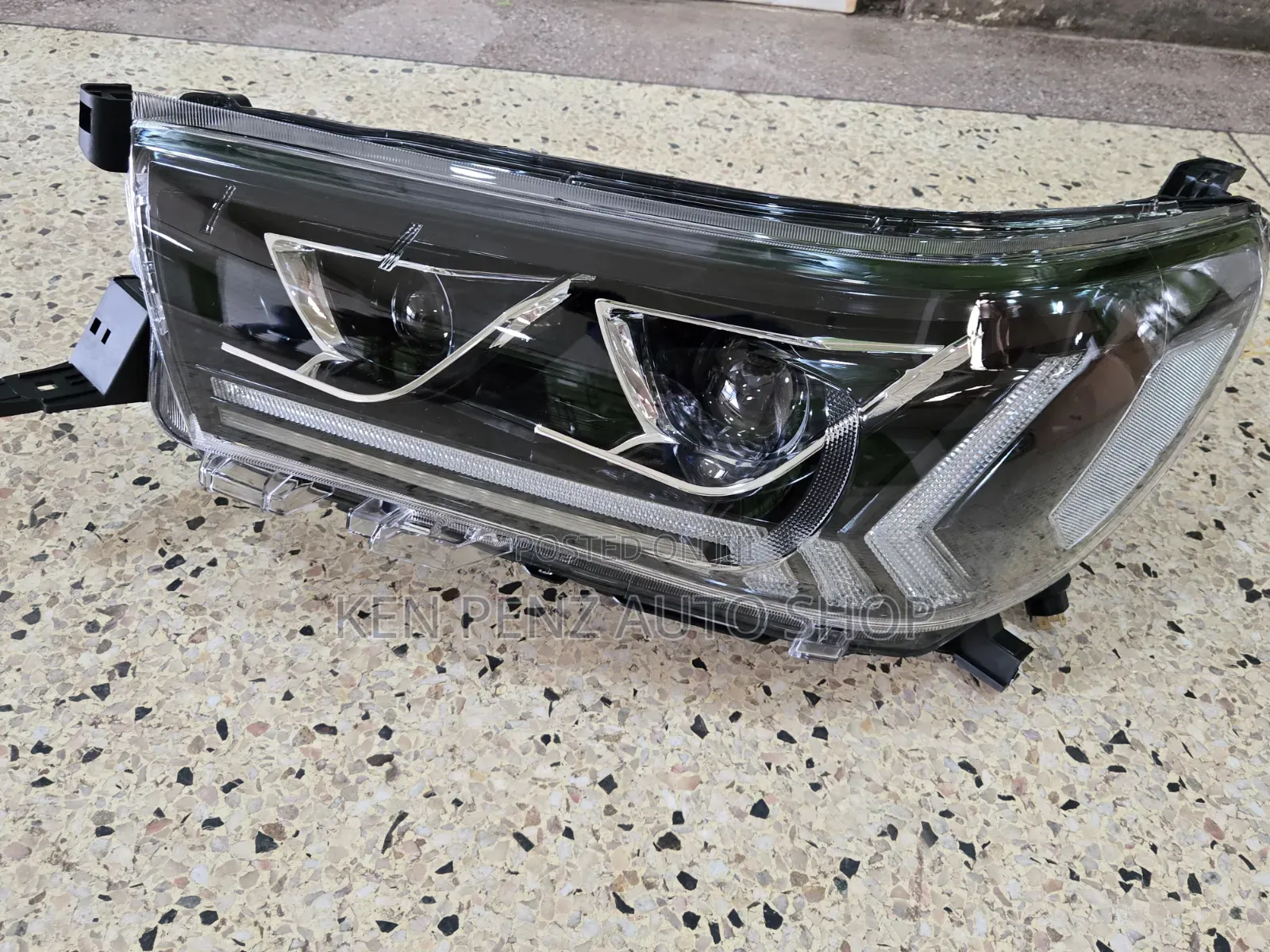 Hilux Revo 2015 - 2016 LED Aftermarket Headlamps