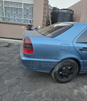 Mercedes-Benz C200 1998 Blue