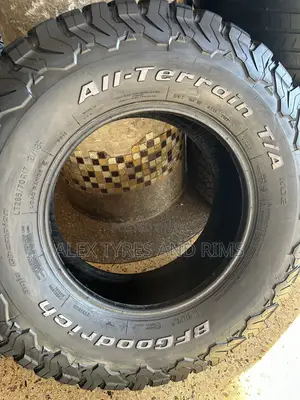 285/70r17 Bf Good Rich Foreign Tire