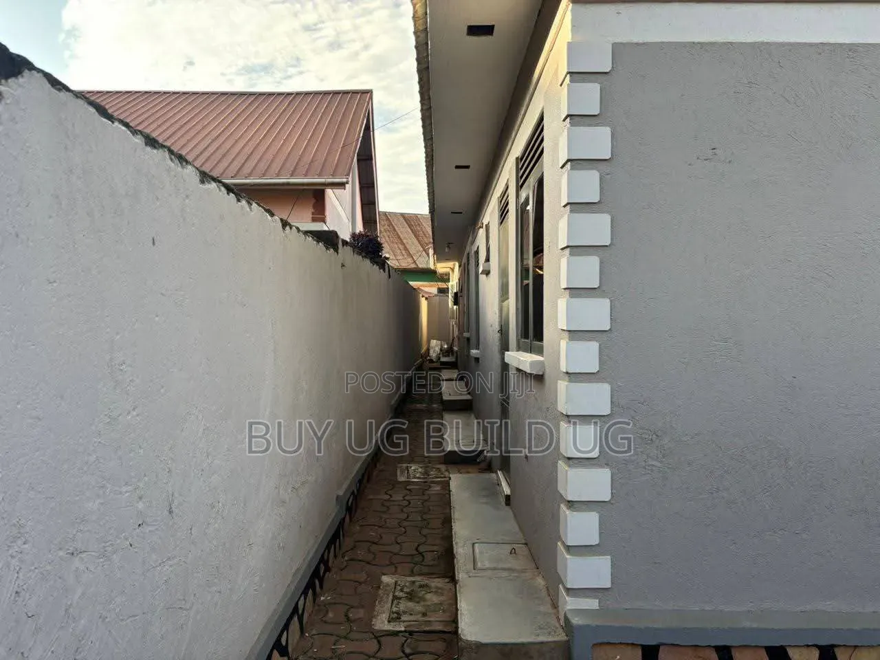 2bdrm Apartment in Kira-Town for sale