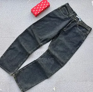Multi Baggy or Relaxed-Fit Jeans