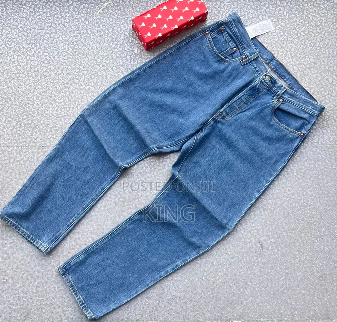 Multi Baggy or Relaxed-Fit Jeans