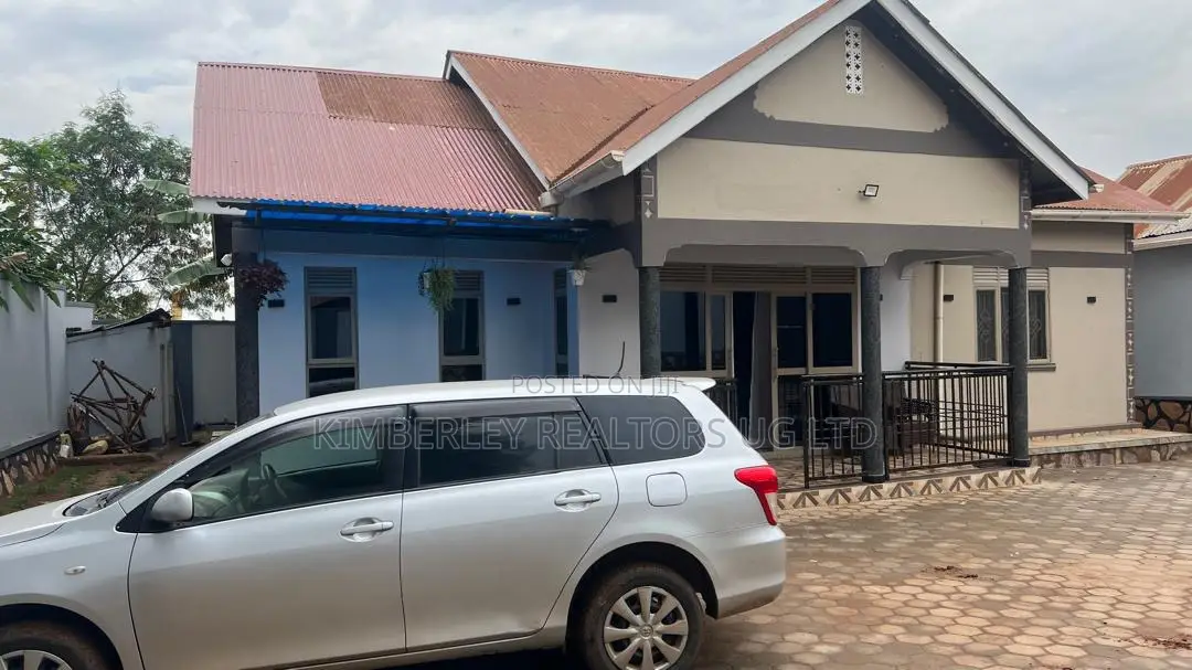 3bdrm House in Division A for sale