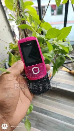 New Nokia 2220 slide Red