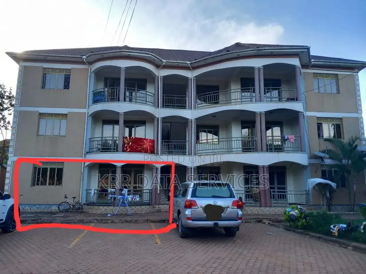3bdrm Block of Flats in Rk Apartments, Central Division for rent