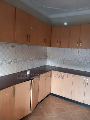3bdrm Block of Flats in Rk Apartments, Central Division for rent