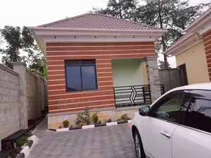 3bdrm Bungalow in Seeta-Namilyango Rd, Goma for sale