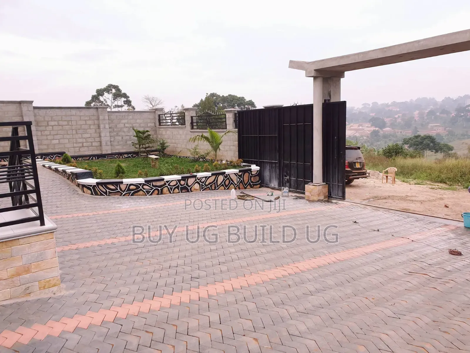 3bdrm Bungalow in Seeta-Namilyango Rd, Goma for sale