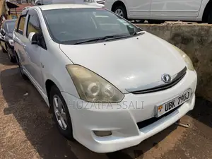 Toyota Wish 2011 White