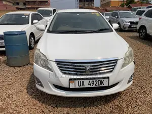 Toyota Premio 2010 White