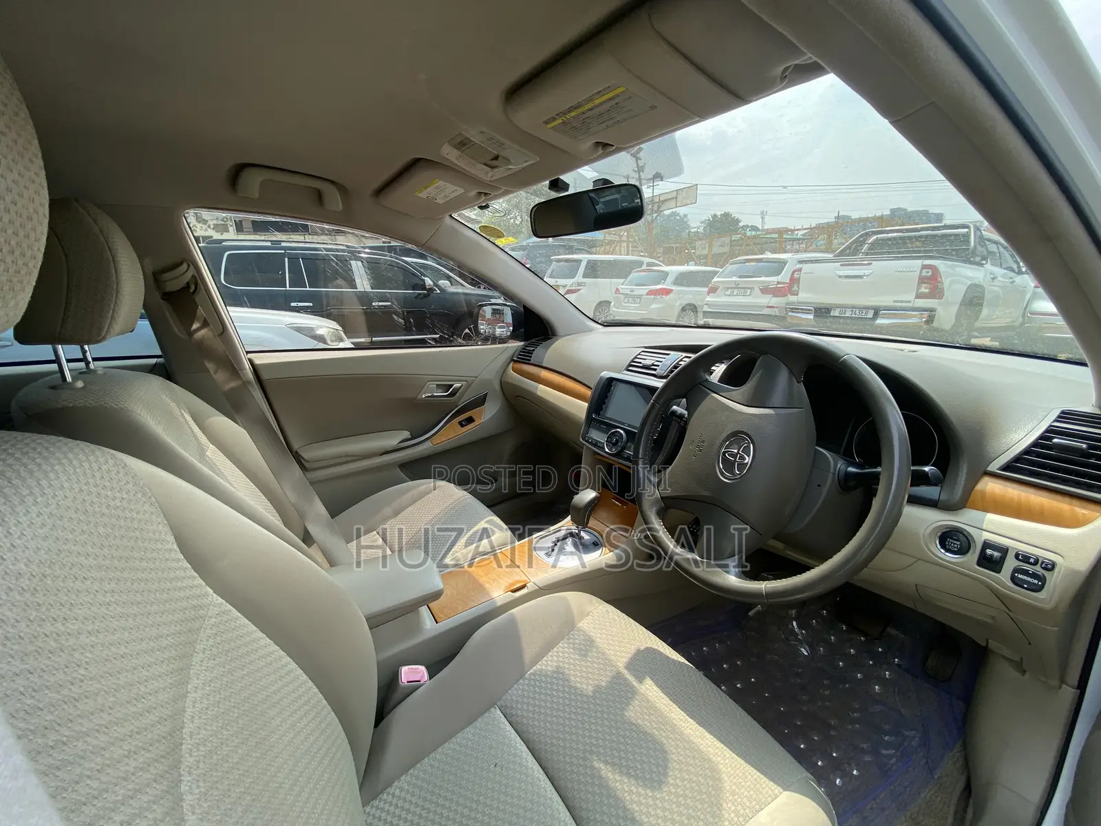 Toyota Premio 2010 White