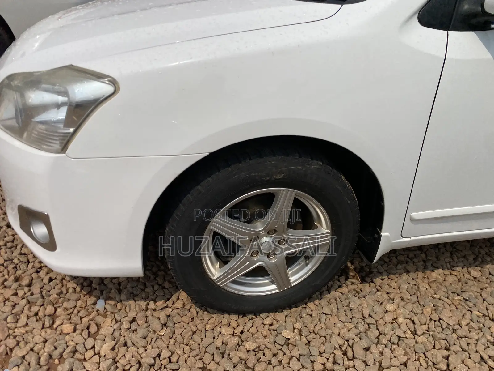 Toyota Premio 2012 White