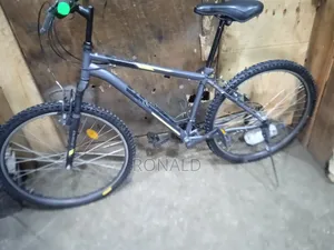 Mountain Bike Lespo Brand Size 26 With Adjustable Seat and Front