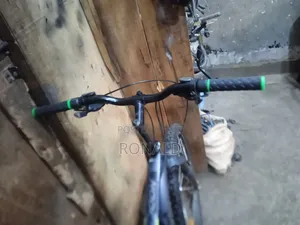 Mountain Bike Lespo Brand Size 26 With Adjustable Seat and Front