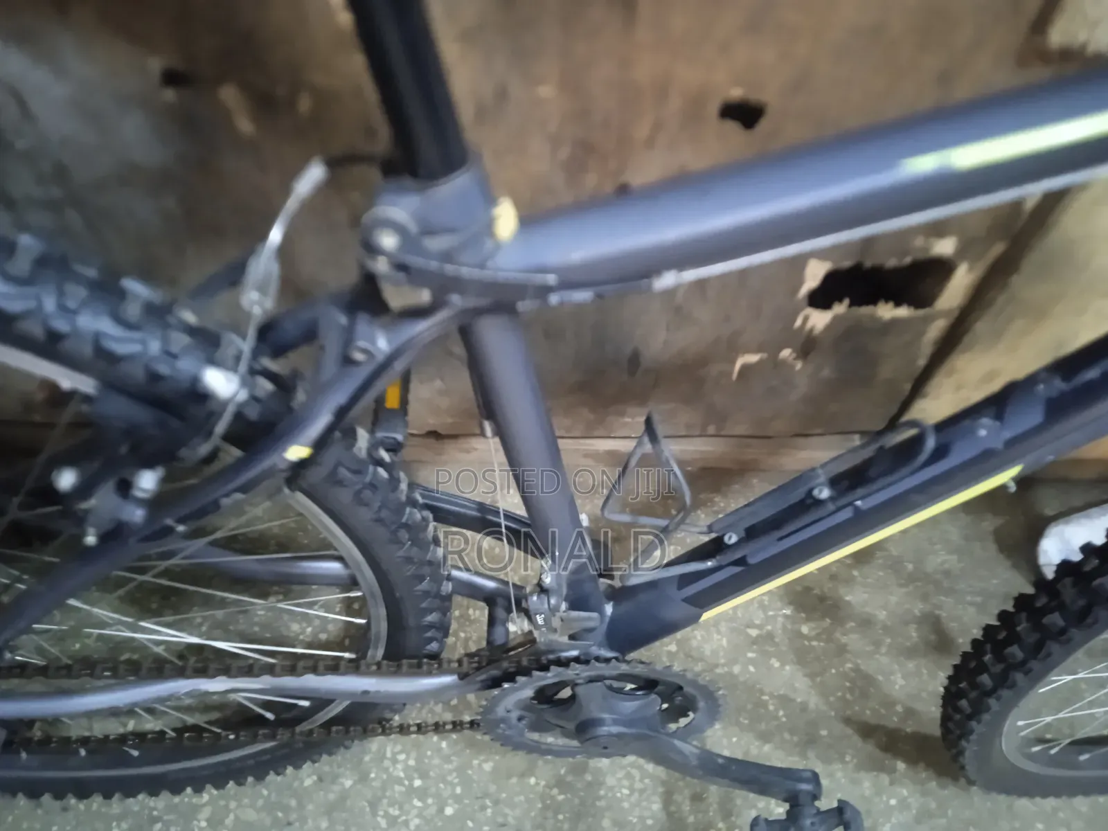 Mountain Bike Lespo Brand Size 26 With Adjustable Seat and Front