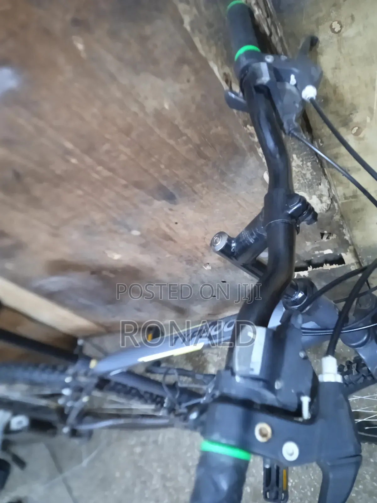 Mountain Bike Lespo Brand Size 26 With Adjustable Seat and Front