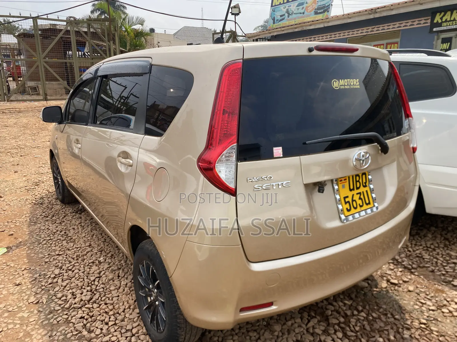 Toyota Passo Sette 2012 Brown
