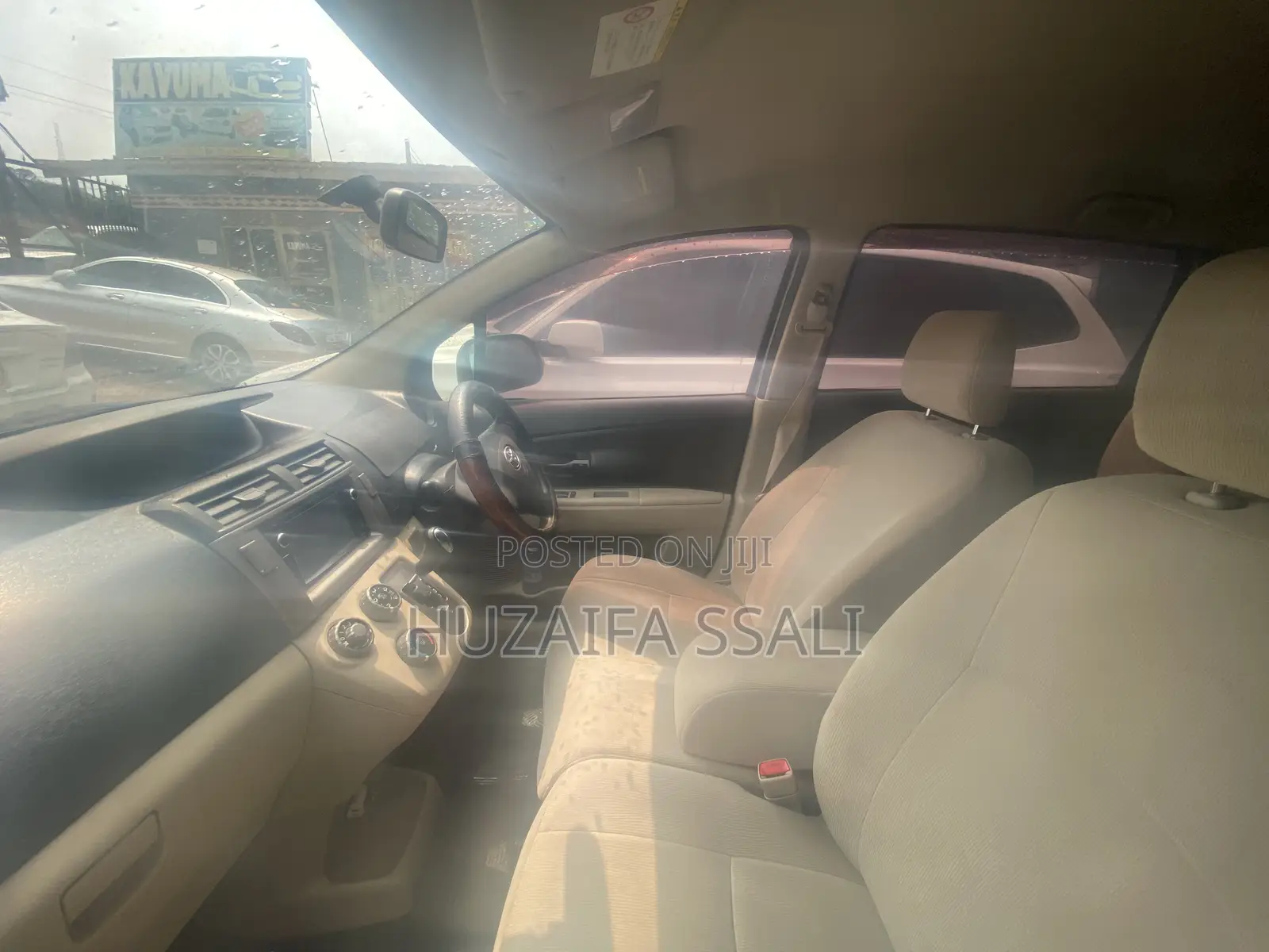 Toyota Passo Sette 2012 Brown