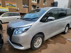Toyota Noah 2015 Silver