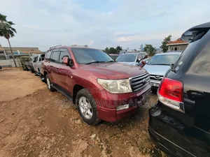 Toyota Land Cruiser 2013 Red
