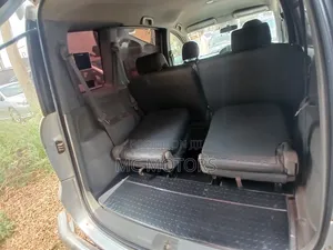 Toyota Sienta 1.5 AWD 2009 Silver