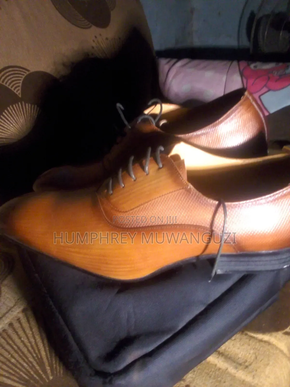 Shoe Selling