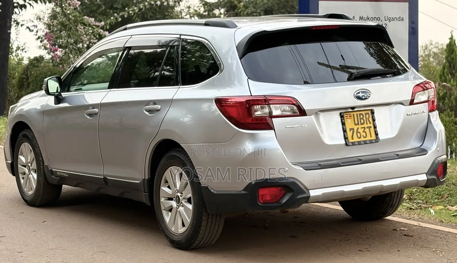 Subaru Outback 2.5i Premium PZEV 4dr Wagon AWD (2.5L 4cyl CVT) 2014 Silver