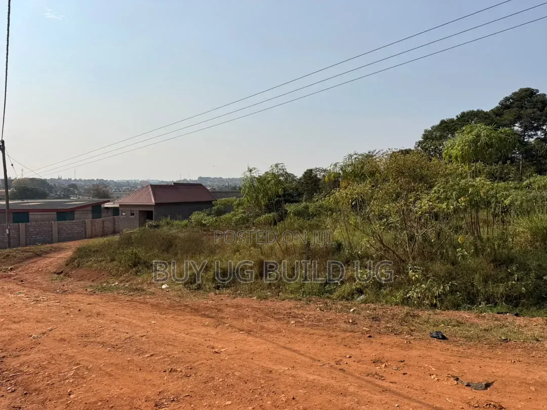 Quick Sale Plot Bweyogerere Kiwanga 25decimals at 125m