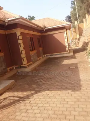 3bdrm House in Division A for sale
