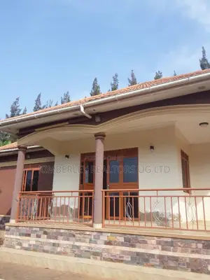 3bdrm House in Division A for sale