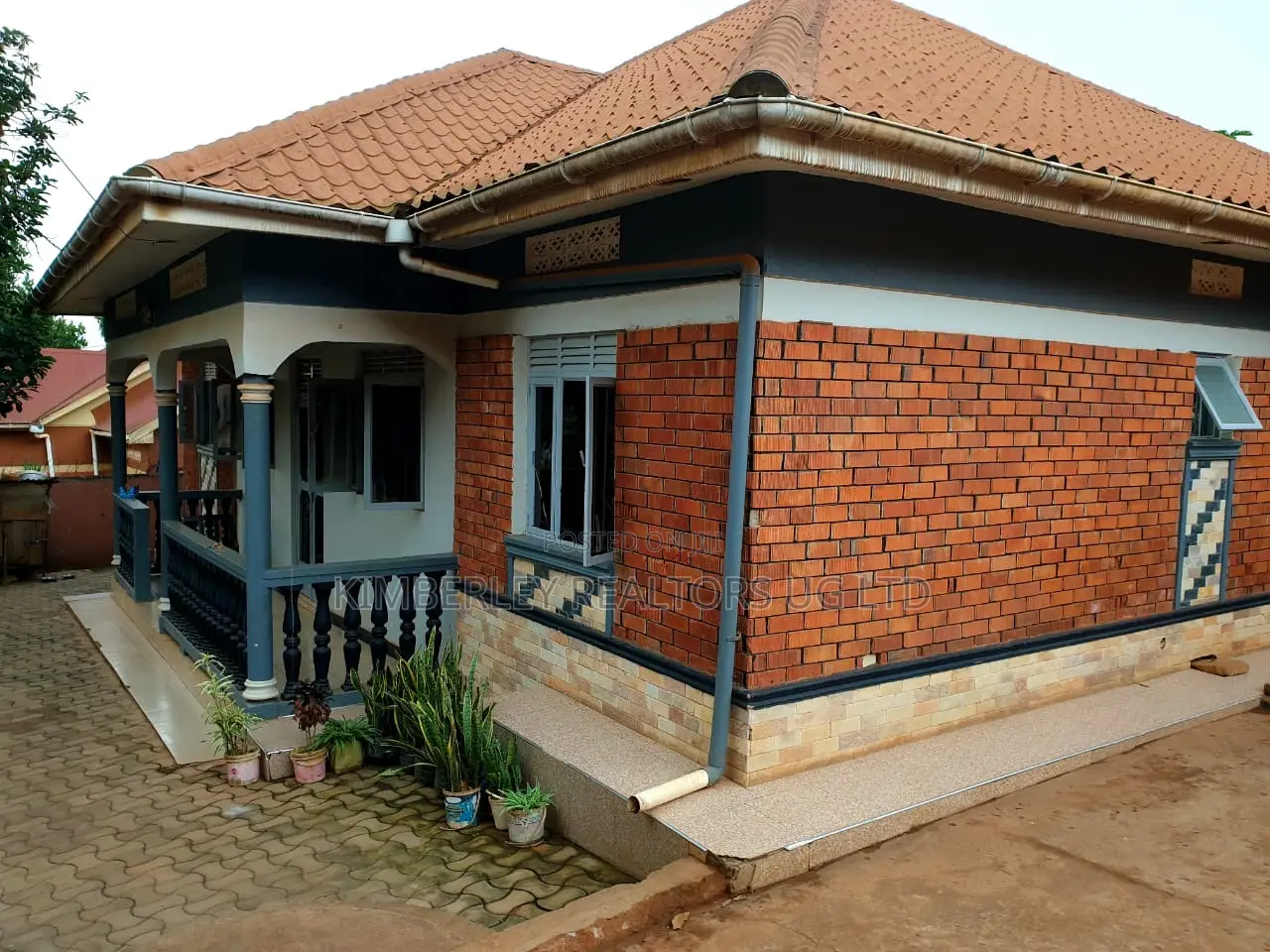 5bdrm House in Division A for sale